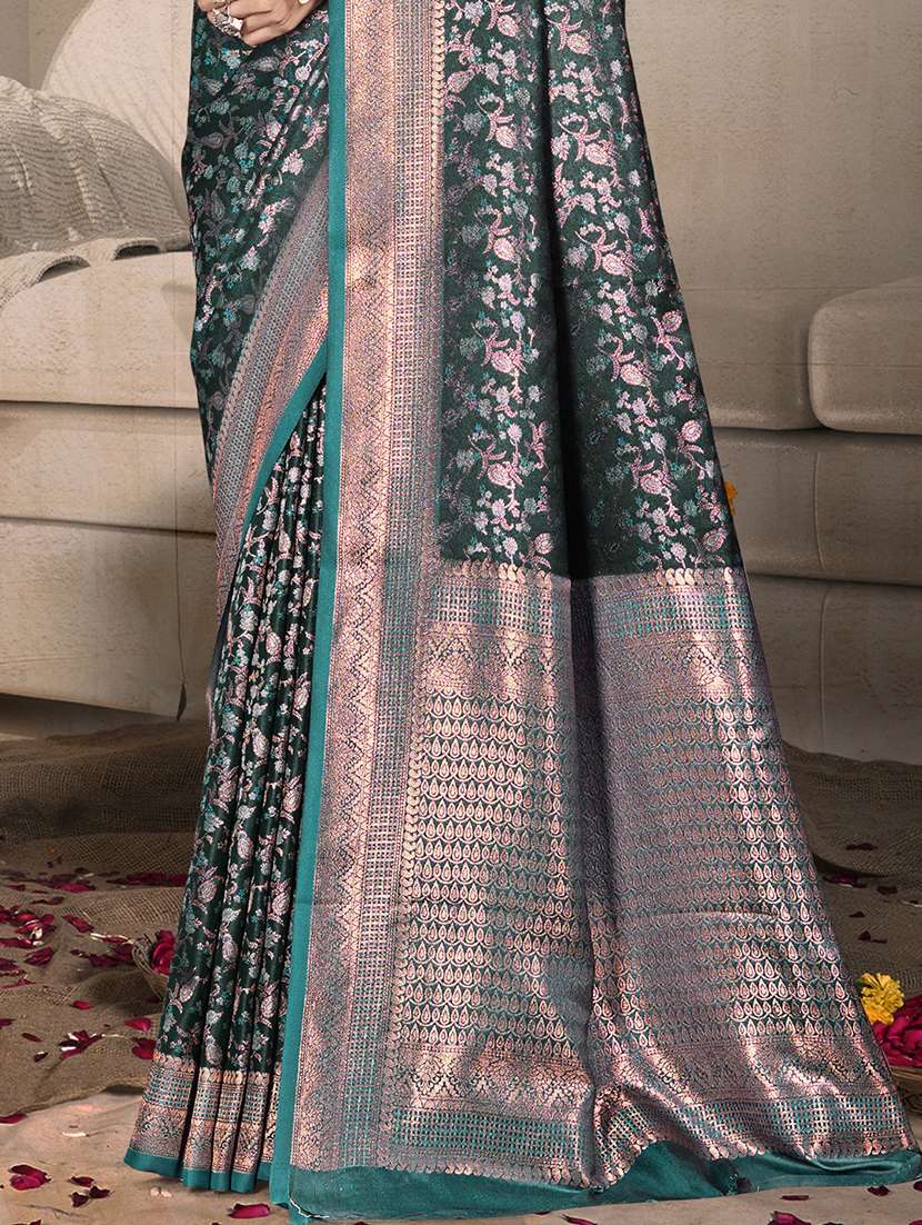 women self design banarasi saree with blouse - 21698237 - Standard Image - 2