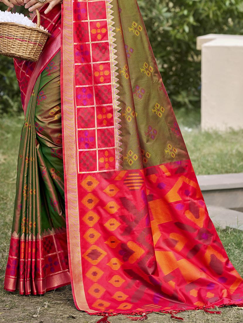 women self design banarasi saree with blouse - 21698325 - Standard Image - 2