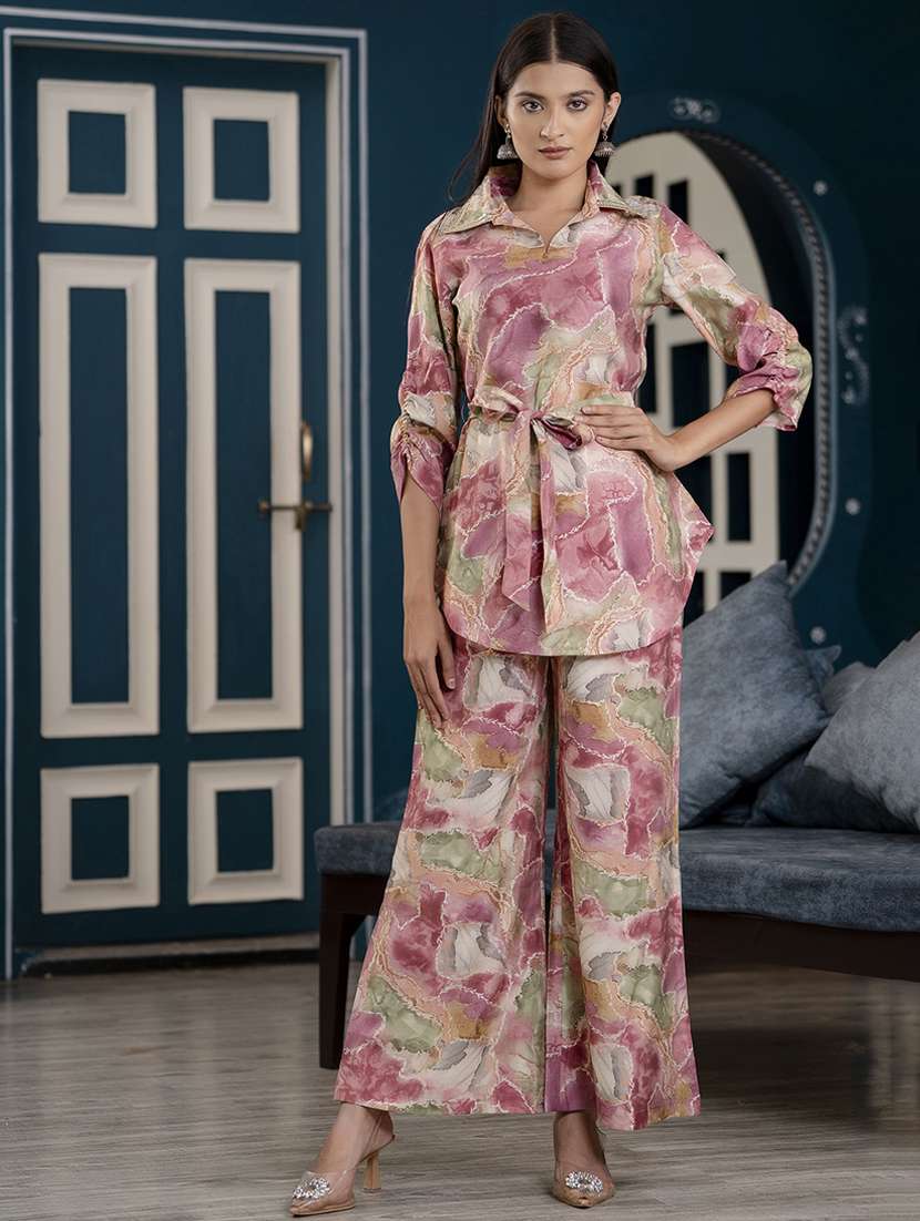 women printed three quarter sleeve ethinc co-ord set
