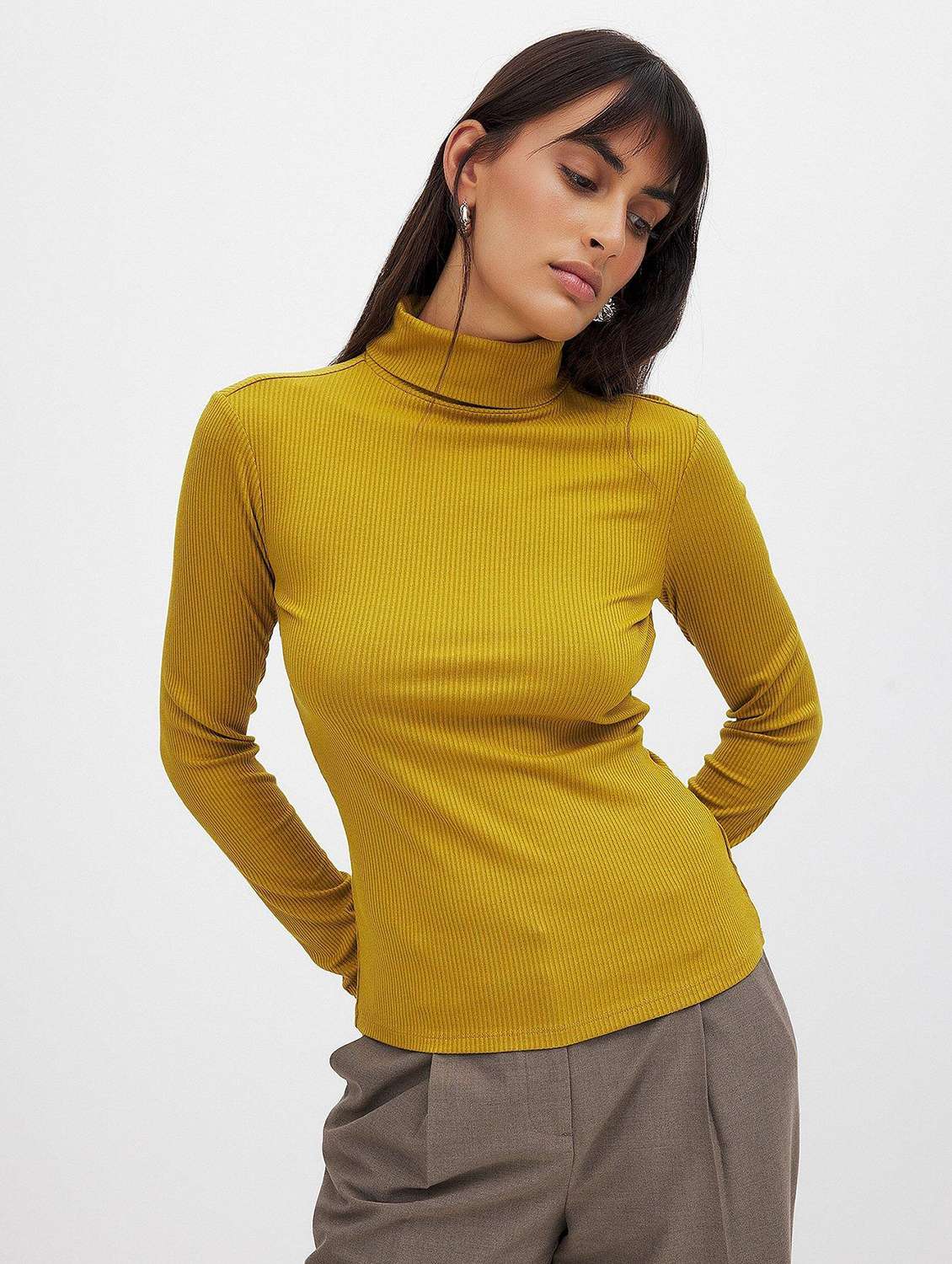 women solid long sleeve regular top