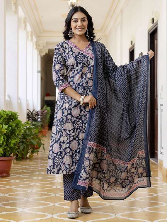 women floral three quarter sleeve suit set