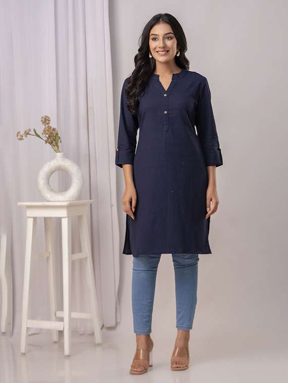 women solid three quarter sleeve straight kurta