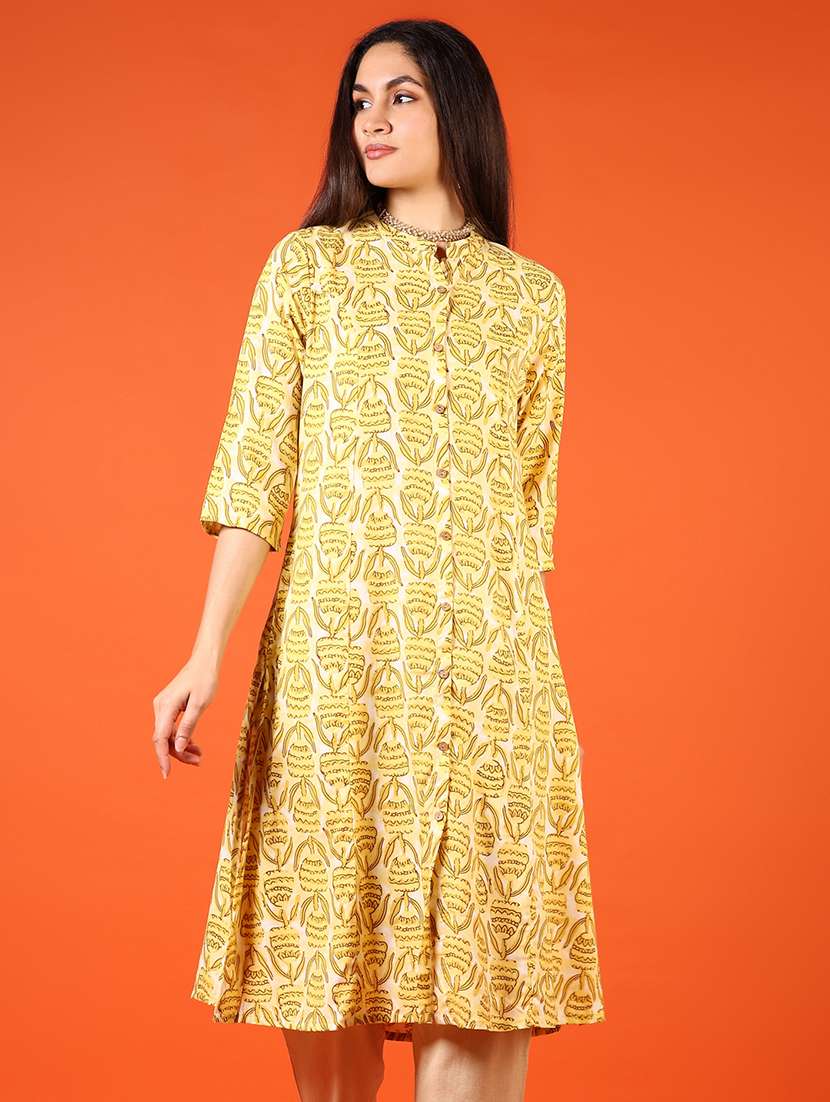 women printed three quarter sleeve a-line kurta