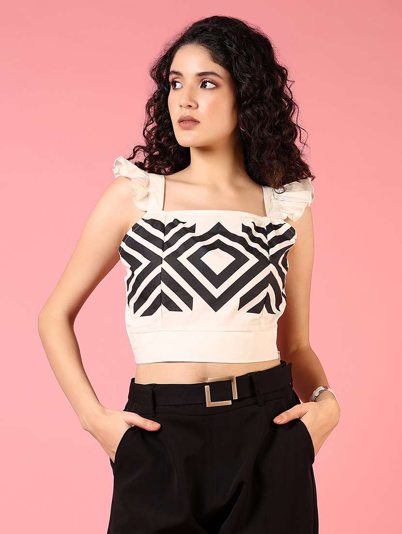 women black geometric printed crop top