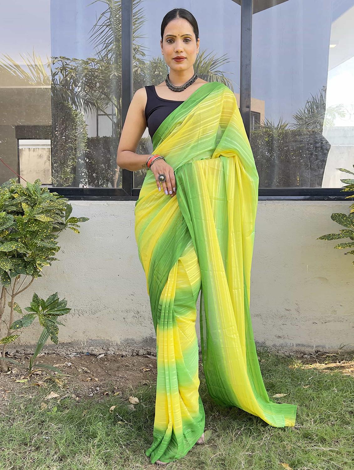 women stripes printed saree with blouse - 21703369 - Zoom Image - 0