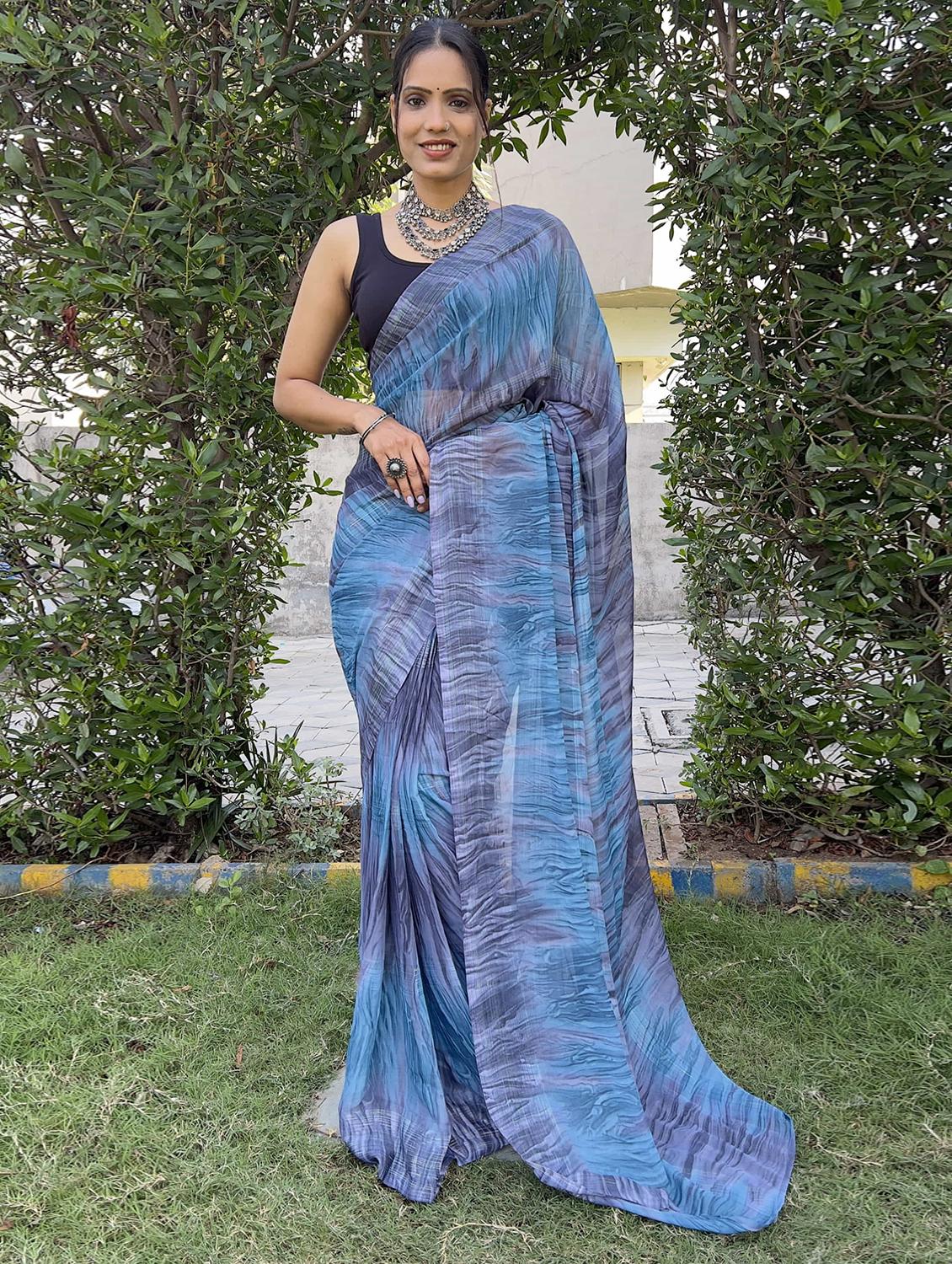 women blue printed saree with blouse - 21703392 - Zoom Image - 0