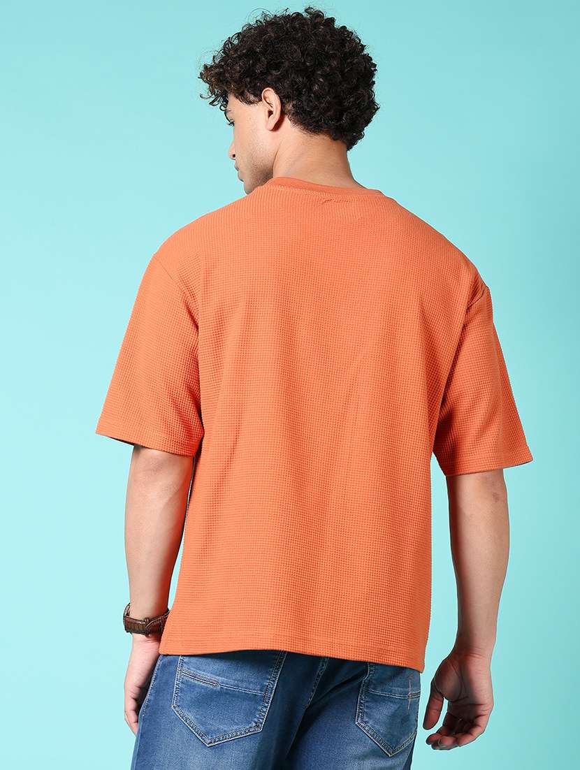 men round neck plain t-shirt - 21703866 - Standard Image - 2