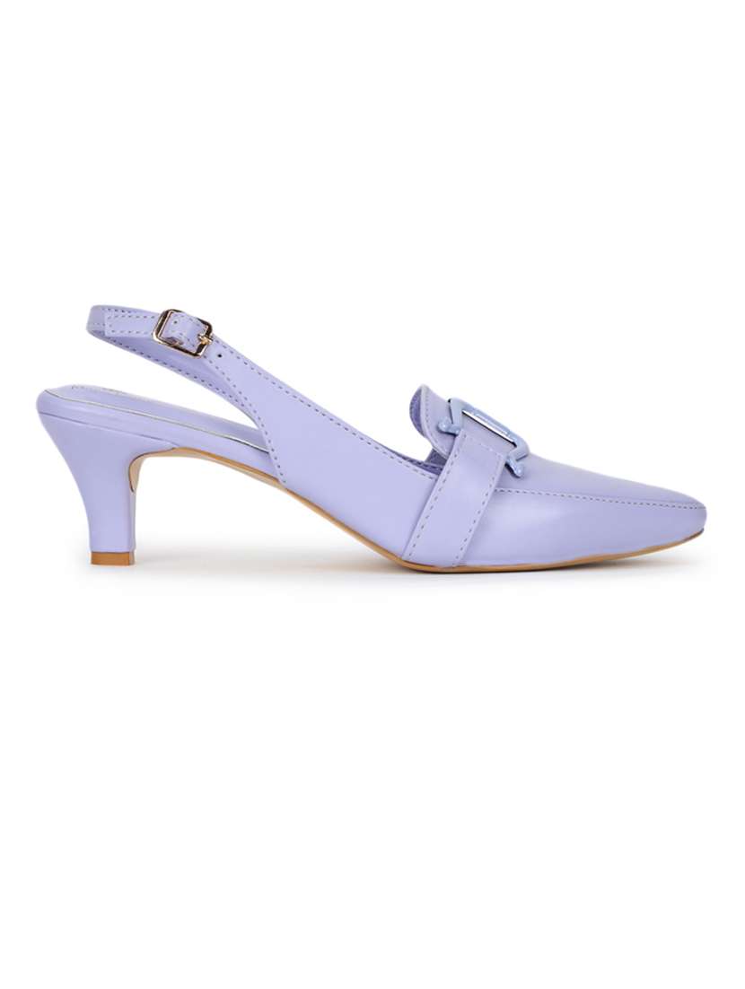 women back strap pumps - 21705398 -  Standard Image - 2