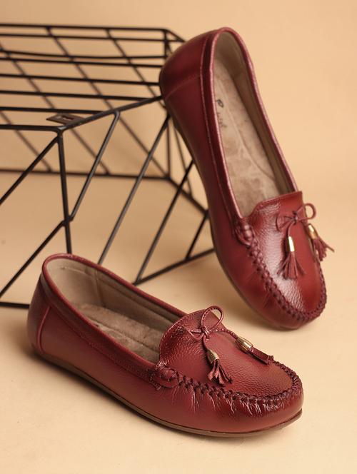 women tassel detailed slip on loafers - 21705407 -  Standard Image - 0