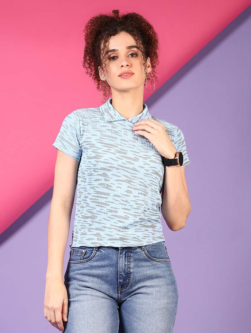 women printed collared crop top