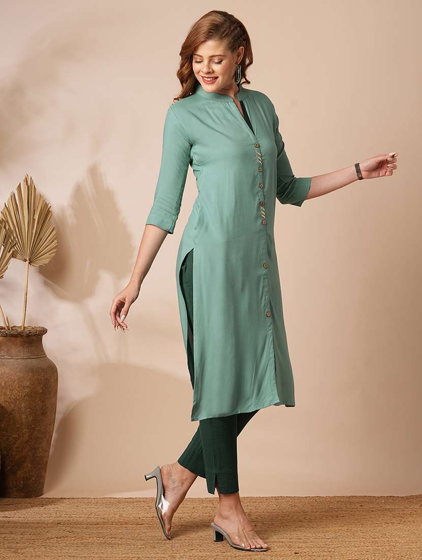 women solid three quarter sleeve straight kurta - 21707205 - Standard Image - 2