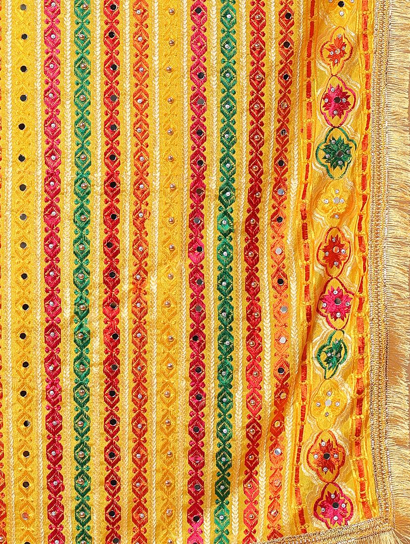women phulkari dupatta with mirror work - 21707682 - Standard Image - 7