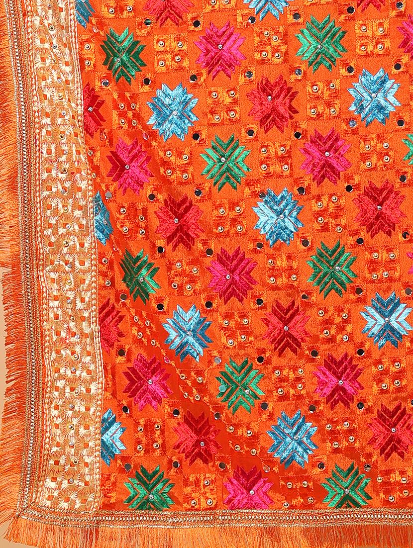 women phulkari dupatta with mirror work - 21707686 - Standard Image - 7