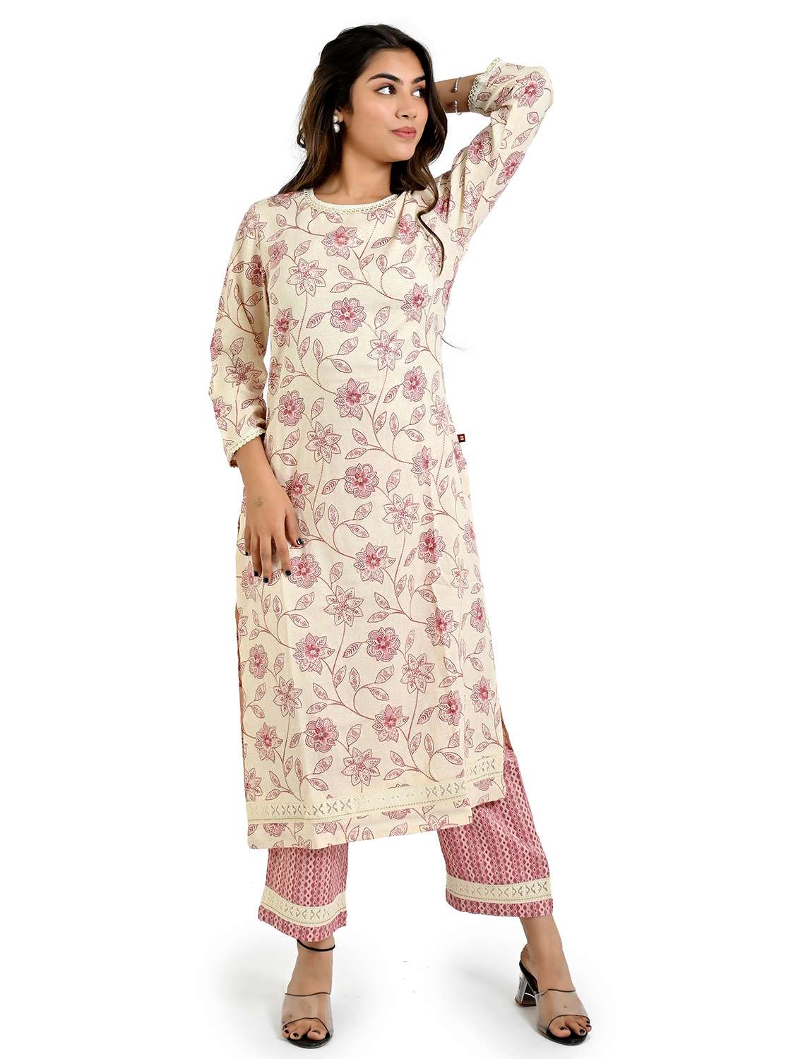 women floral three quarter sleeve staright kurta - 21708131 -  Zoom Image - 0