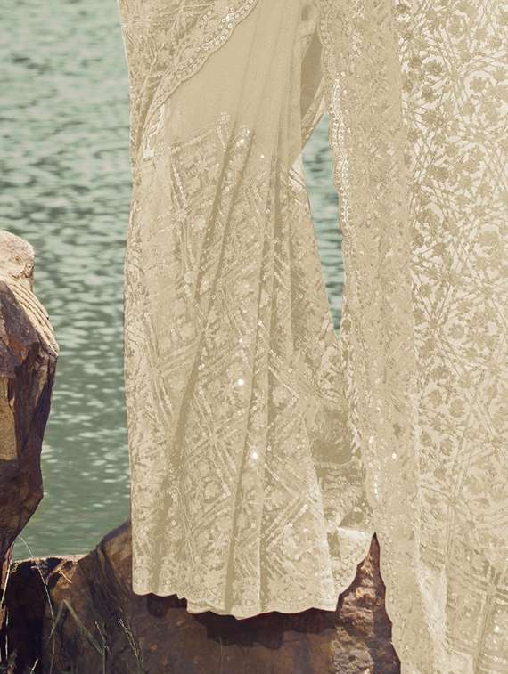 women solid with work embroidered saree with blouse - 21708483 - Standard Image - 2