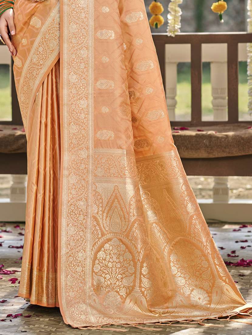 women self design banarasi saree with blouse - 21708818 - Standard Image - 2