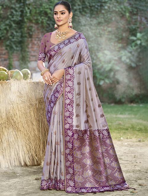 women self design banarasi saree with blouse - 21708838 - Standard Image - 0