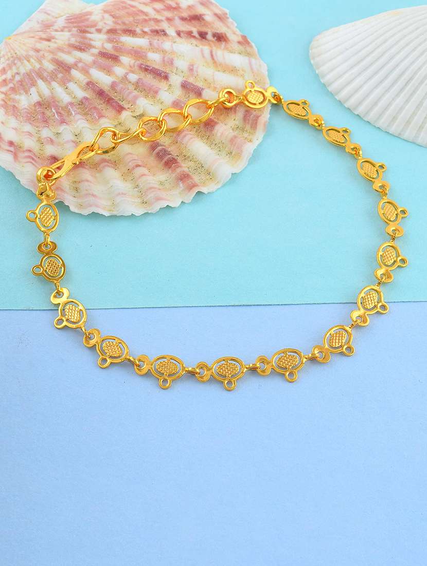women gold plated links bracelet