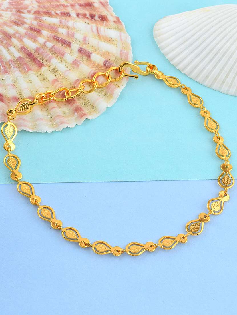 women gold plated links bracelet