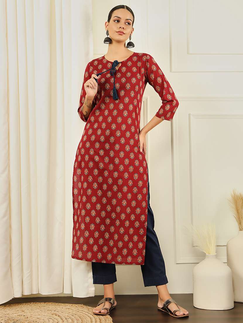 women block print three quarter sleeve straight kurta