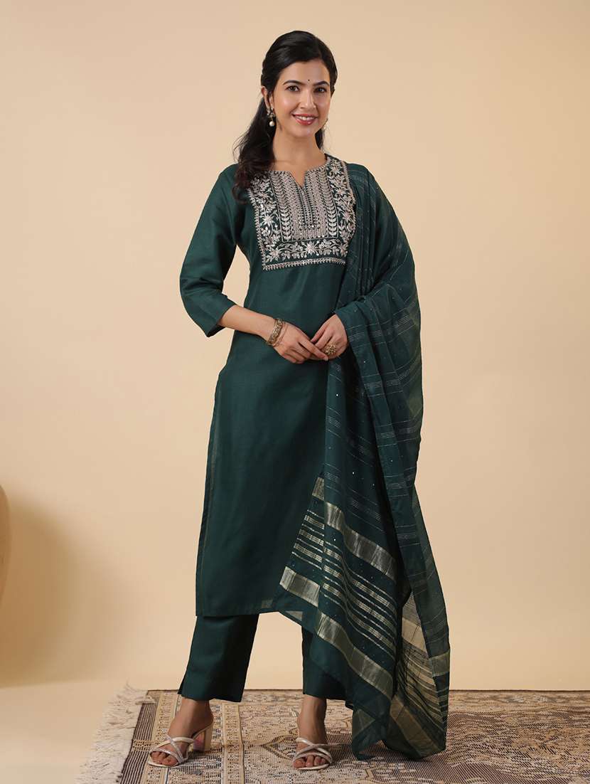 women three quarter sleeve kurta pant with dupatta set