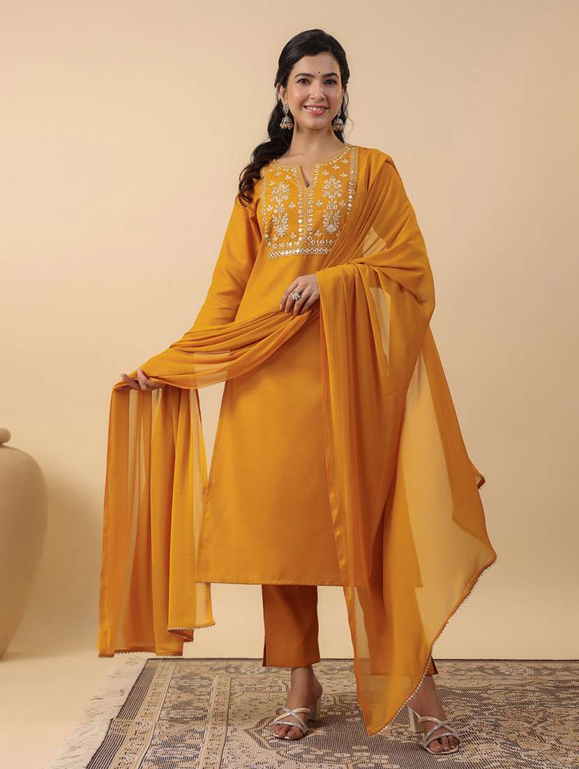 women three quarter sleeve kurta pant with dupatta set