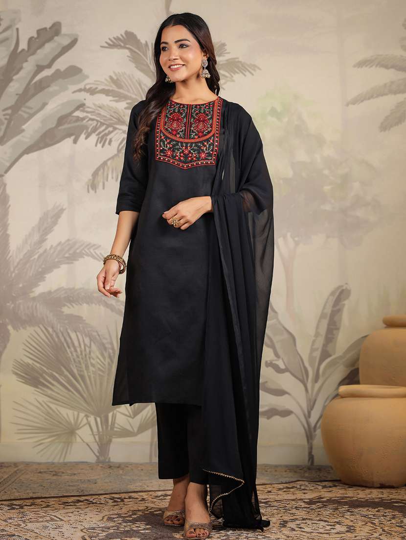 women three quarter sleeve kurta pant with dupatta set
