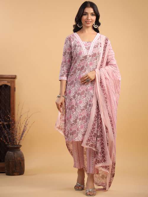 women three quarter sleeve kurta pant with dupatta set - 21709516 - Standard Image - 0