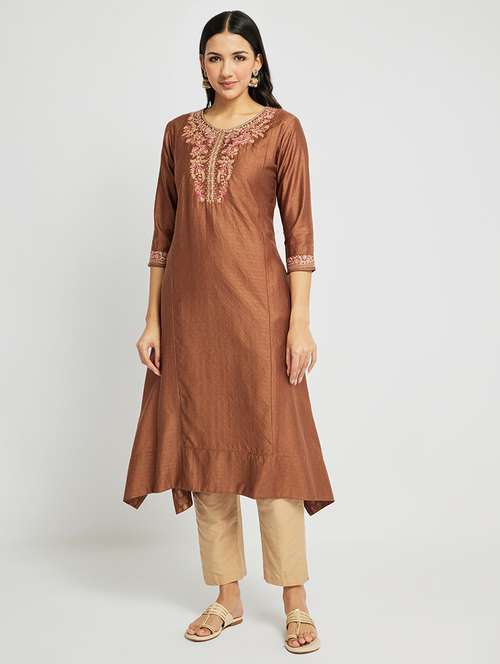 women embroidered three quarter sleeve a-line kurta - 21710391 - Standard Image - 0