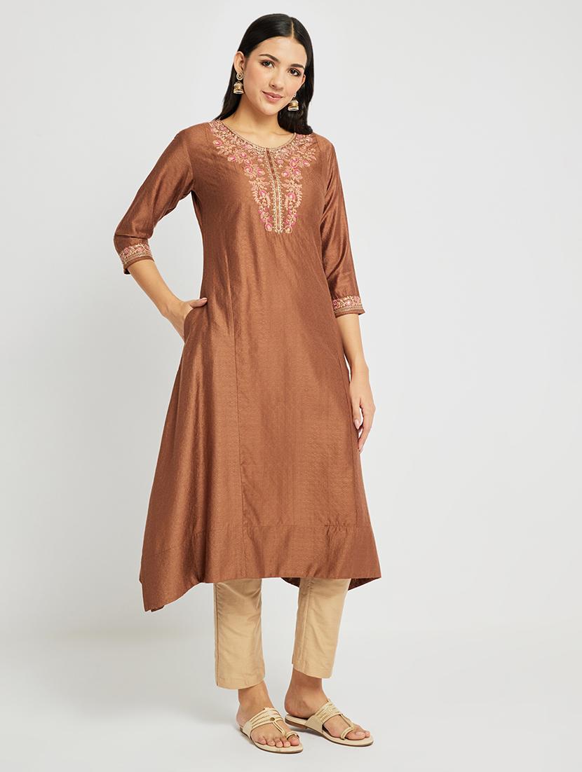 women embroidered three quarter sleeve a-line kurta - 21710391 - Standard Image - 2