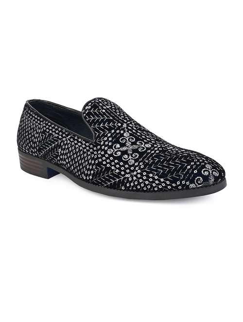 men embellished slip on moccasins - 21710839 -  Standard Image - 0