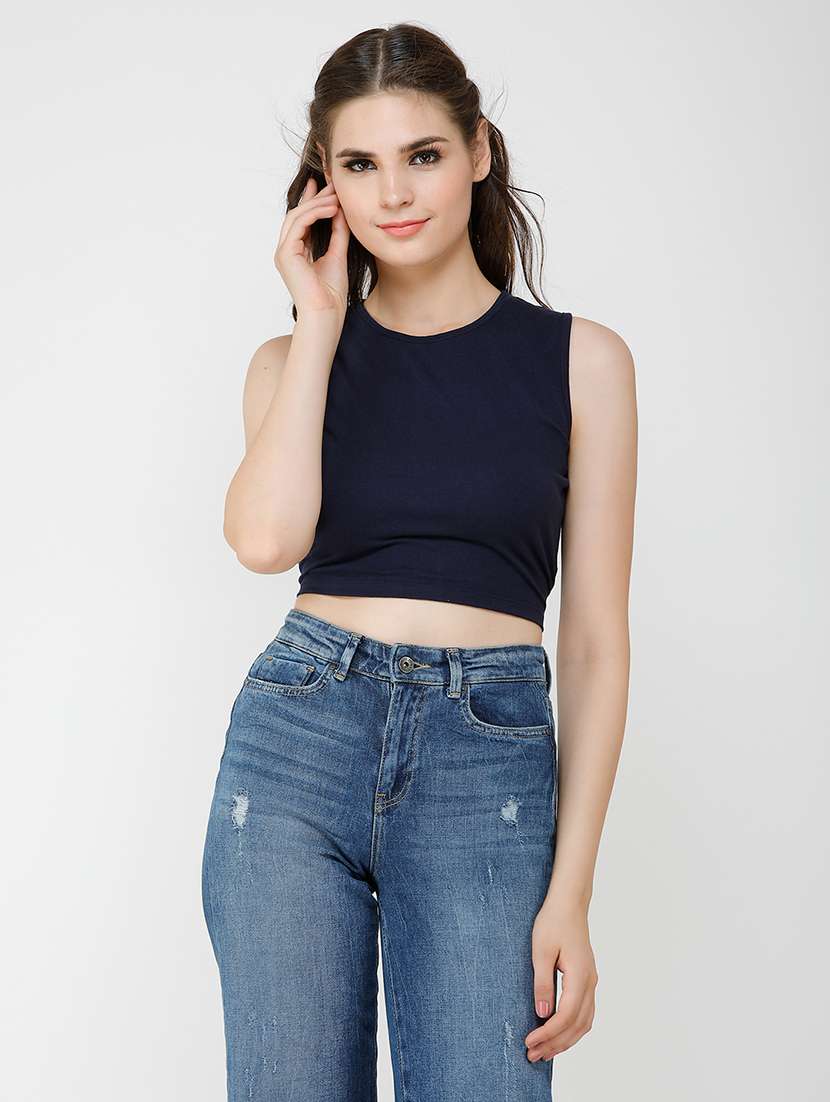 women solid sleeveless crop top