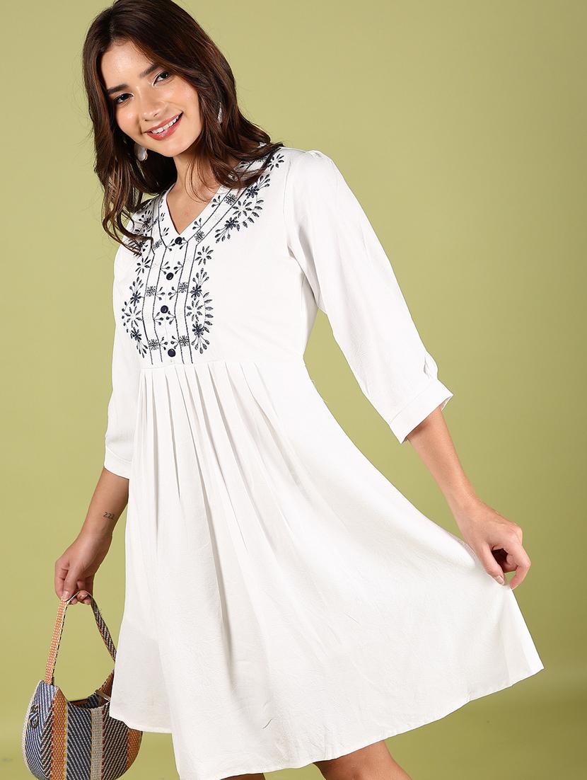 women embroidered v-neck a-line dress - 21711738 - Zoom Image - 0