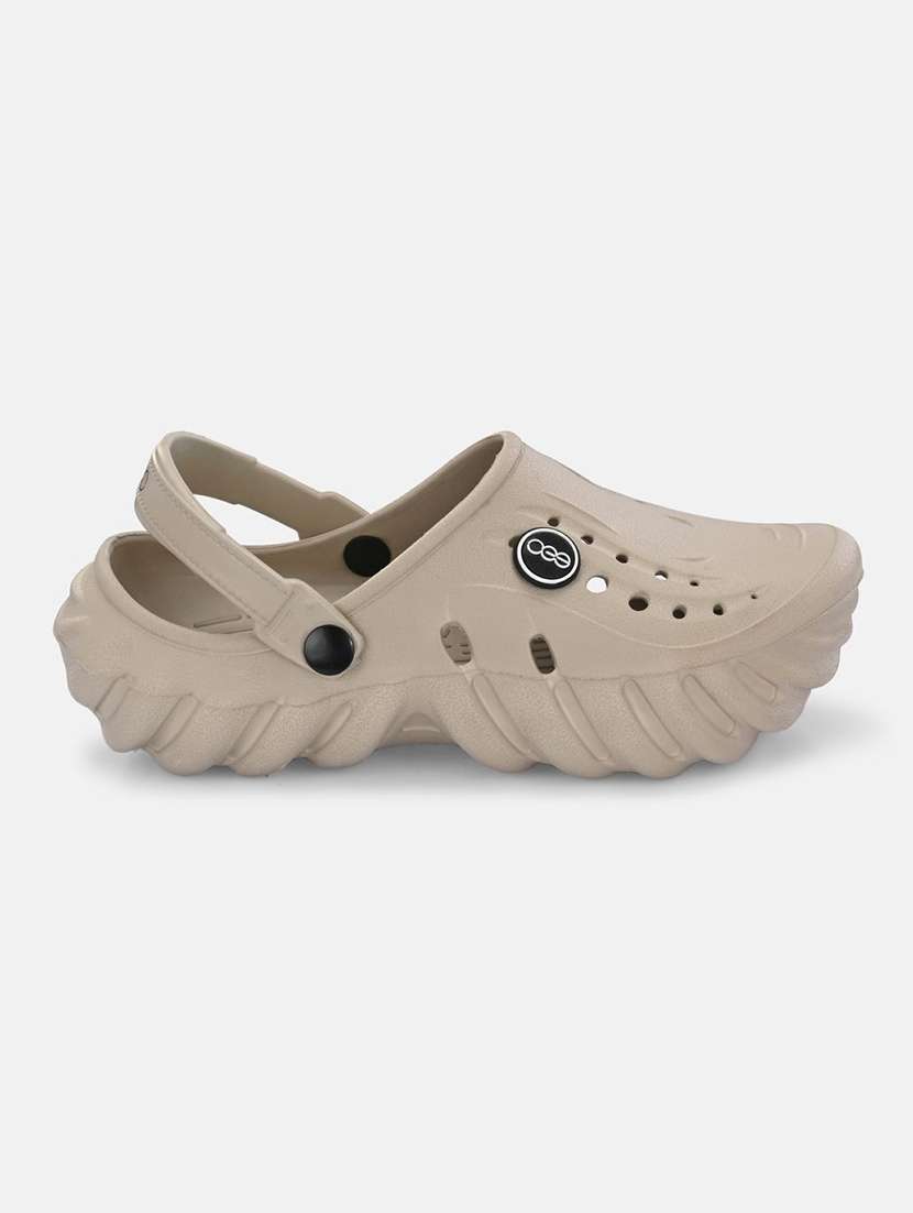 men solid ultra-comfort crocs - 21711969 - Standard Image - 2