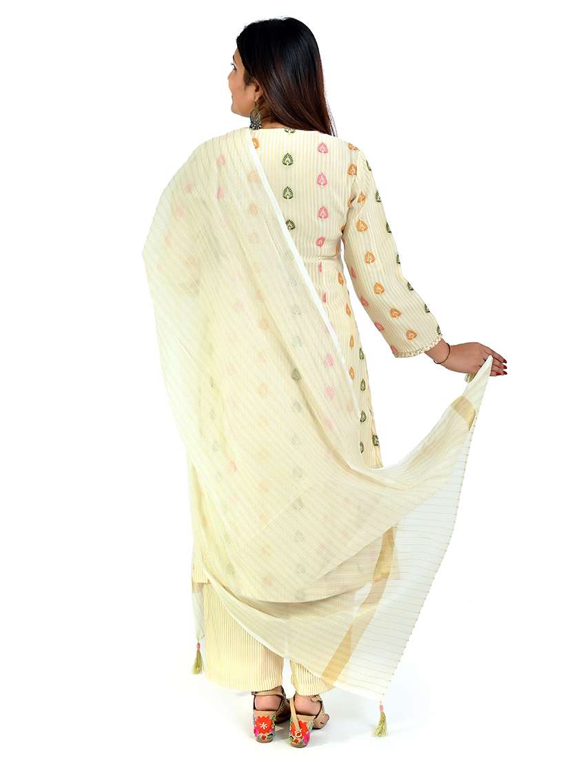 women embroidered kurta palazzo set with dupatta - 21712224 -  Standard Image - 2