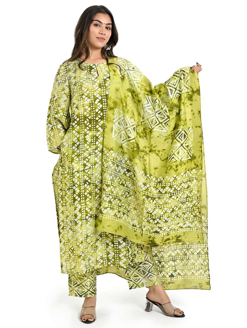women three quarter sleeve kurta pant with dupatta set - 21712227 -  Zoom Image - 0