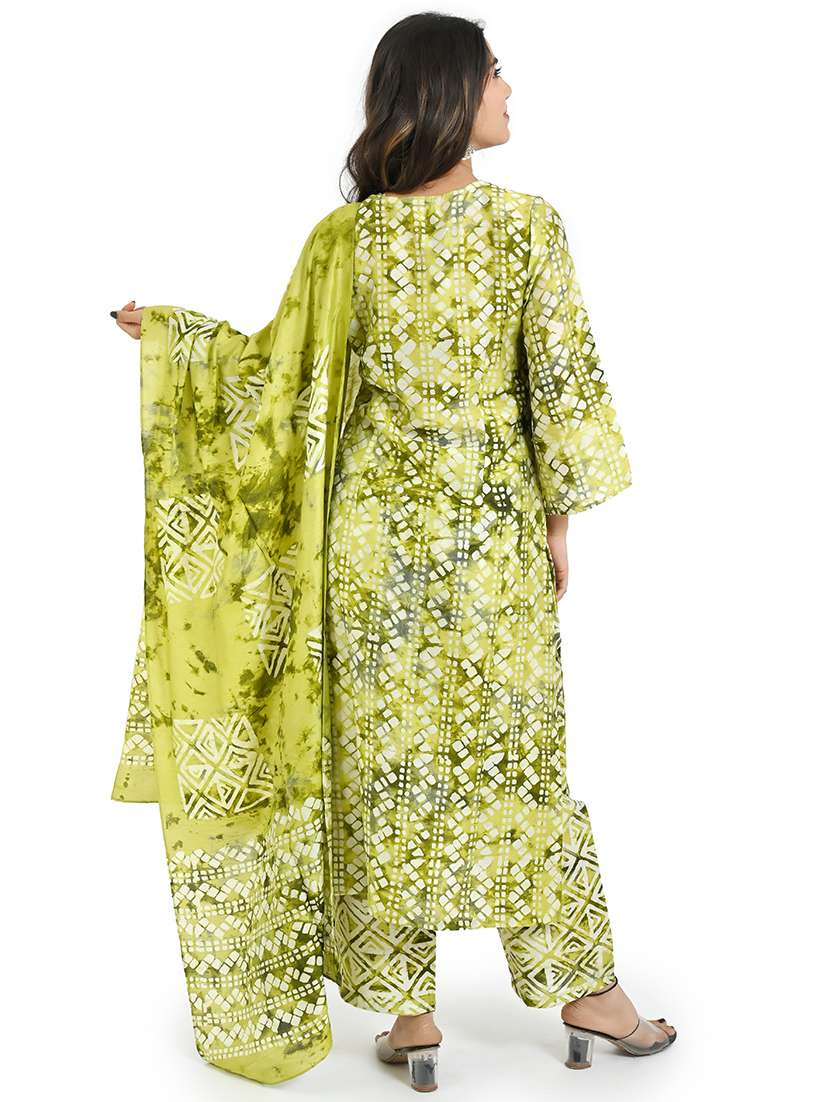 women three quarter sleeve kurta pant with dupatta set - 21712227 - Standard Image - 2