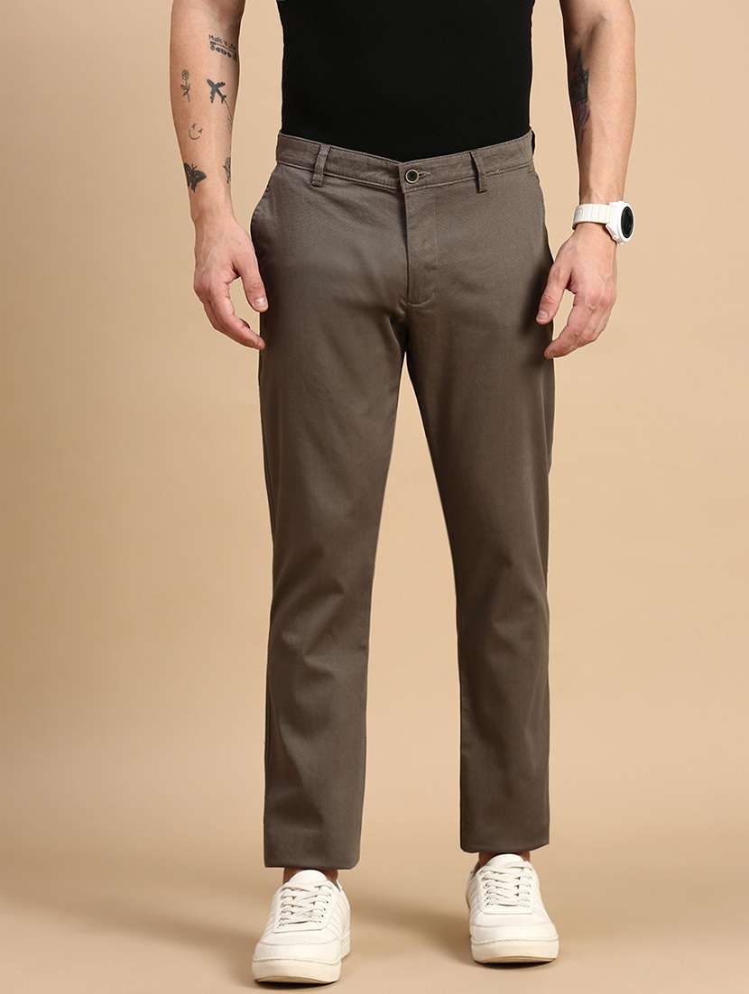 men solid mid rise chinos 