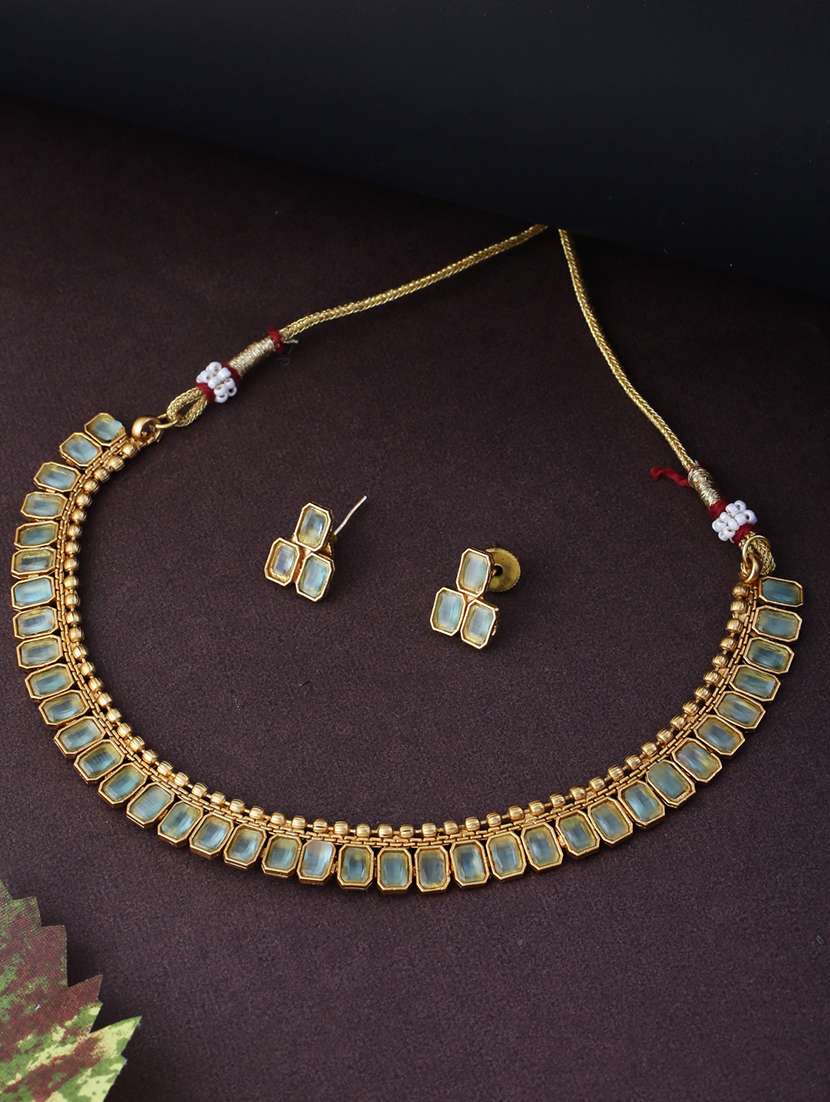 women stone studded necklace and sarring set