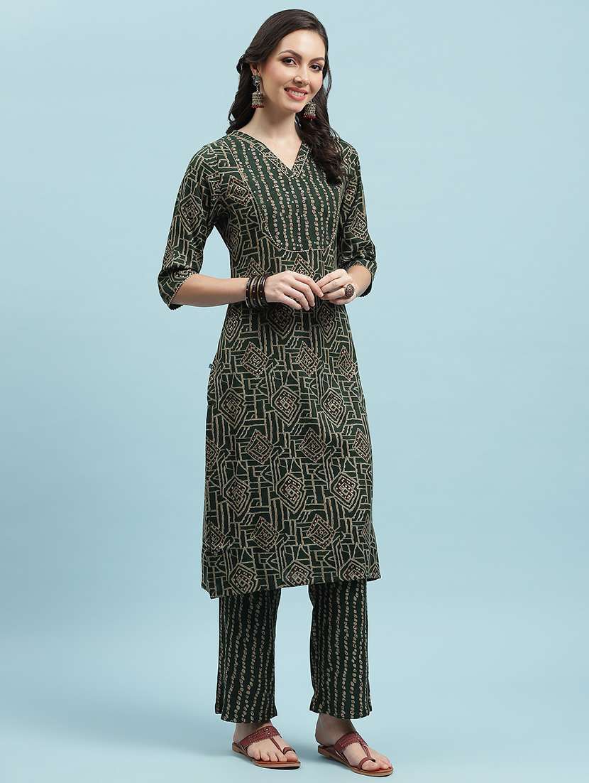 women three quarter sleeve kurta pant with dupatta set - 21714284 -  Standard Image - 2