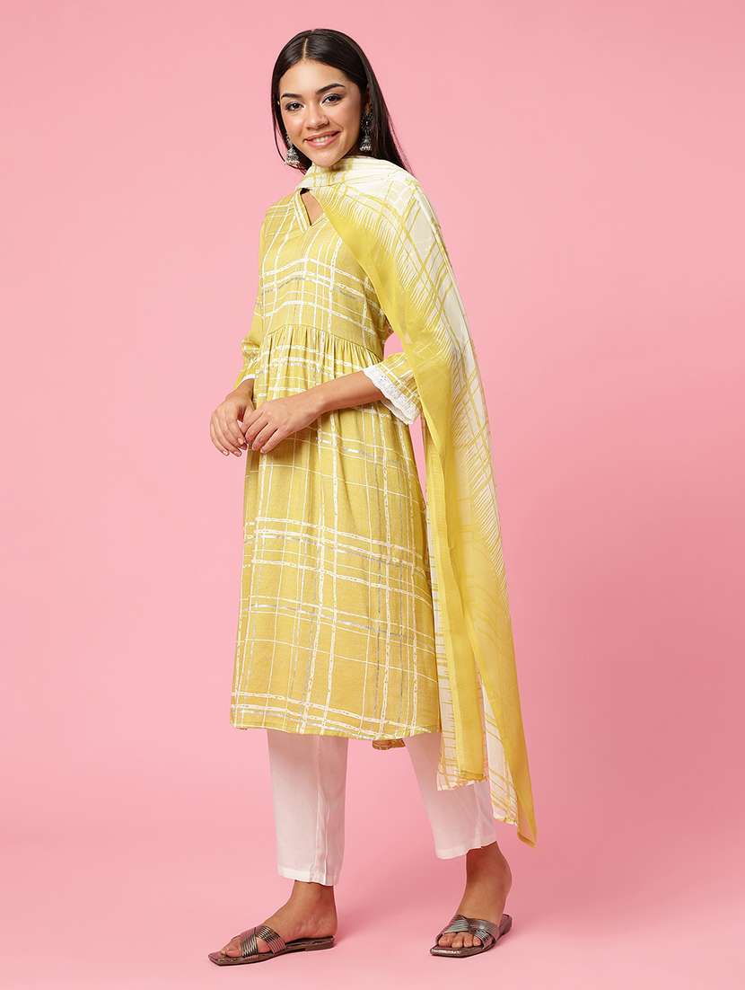 women three quarter sleeve kurta pant with dupatta set - 21714309 -  Standard Image - 2