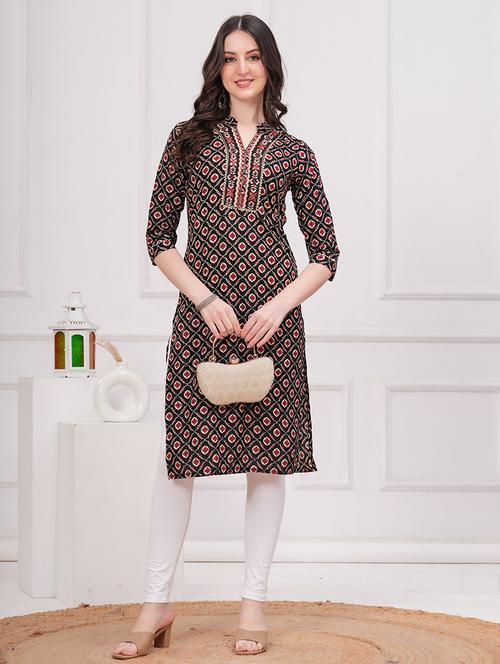 women printed three quarter sleeve straight kurta - 21715672 -  Standard Image - 0