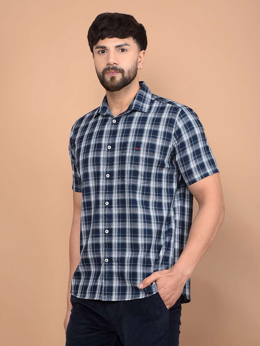 men short sleeves checkered casual shirt - 21716265 -  Standard Image - 2