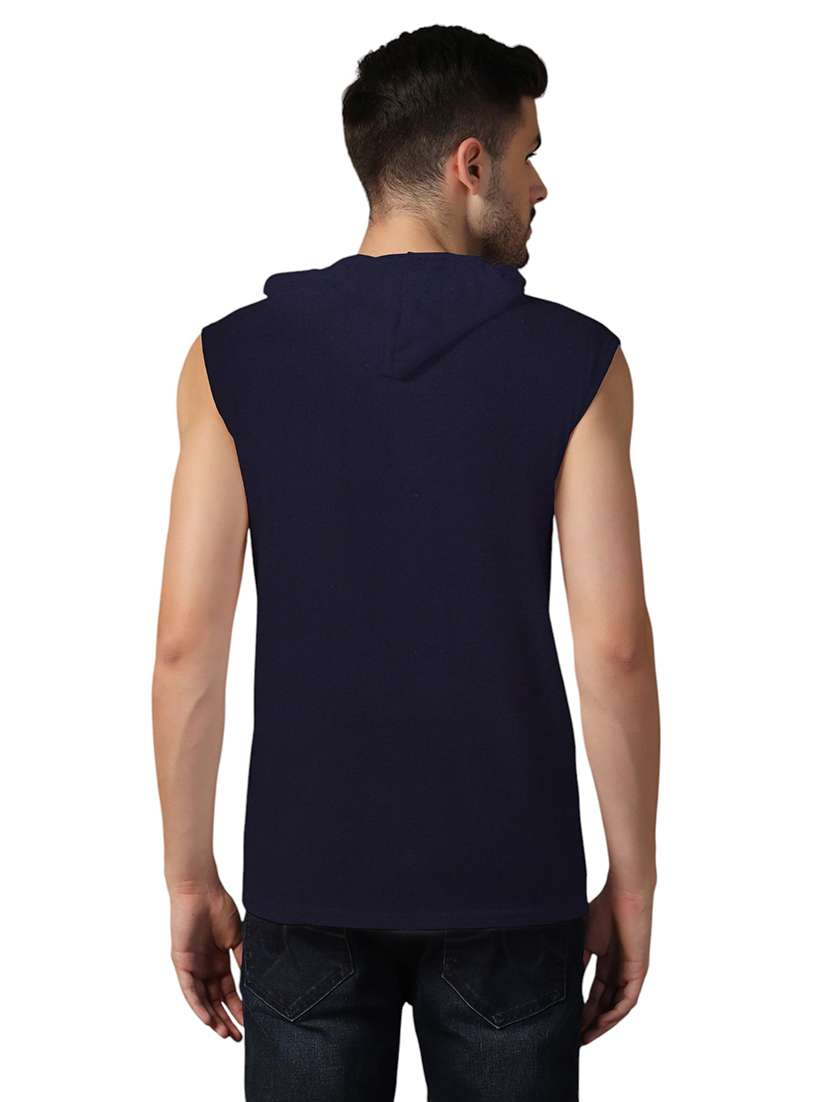 men hooded plain t-shirt - 21717639 - Standard Image - 2