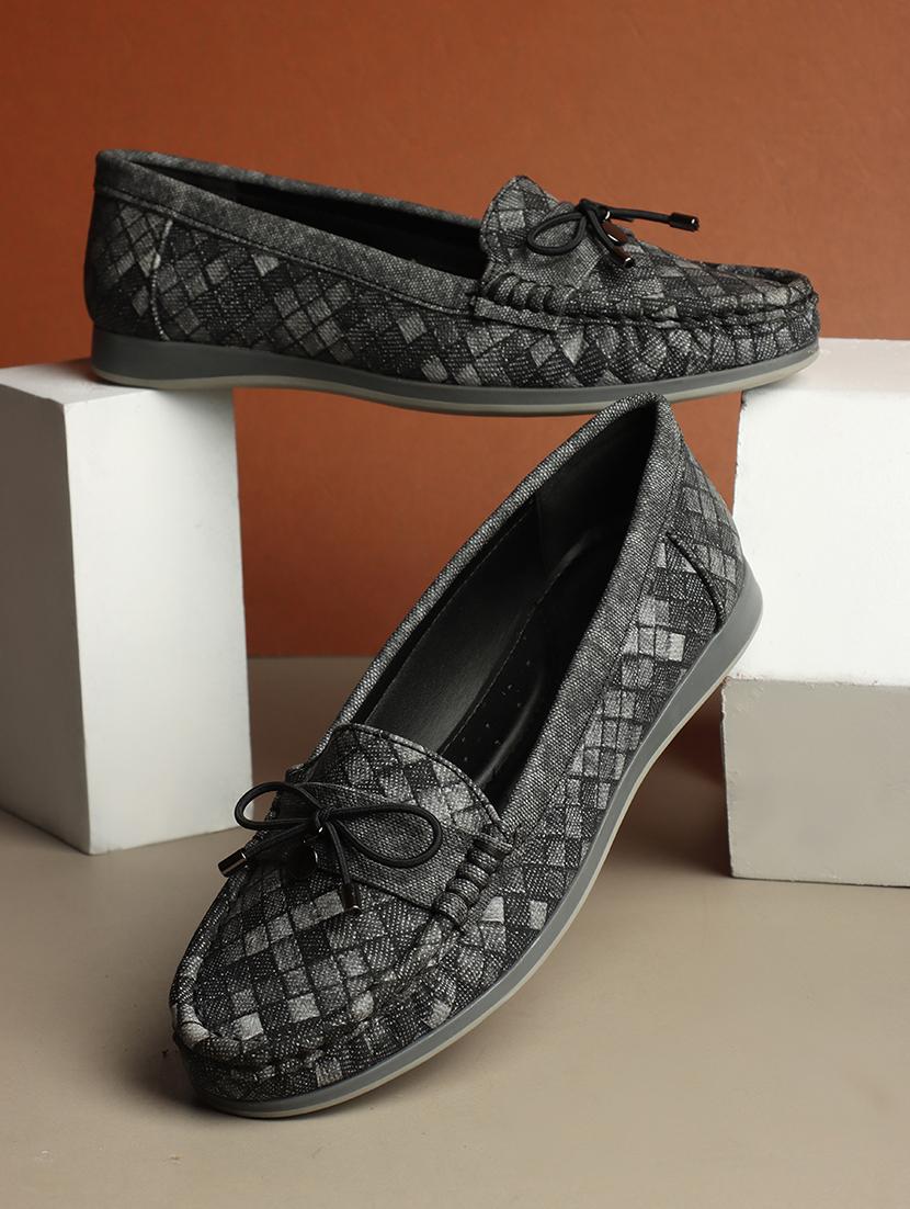 women black slip on loafers - 21717698 -  Zoom Image - 0