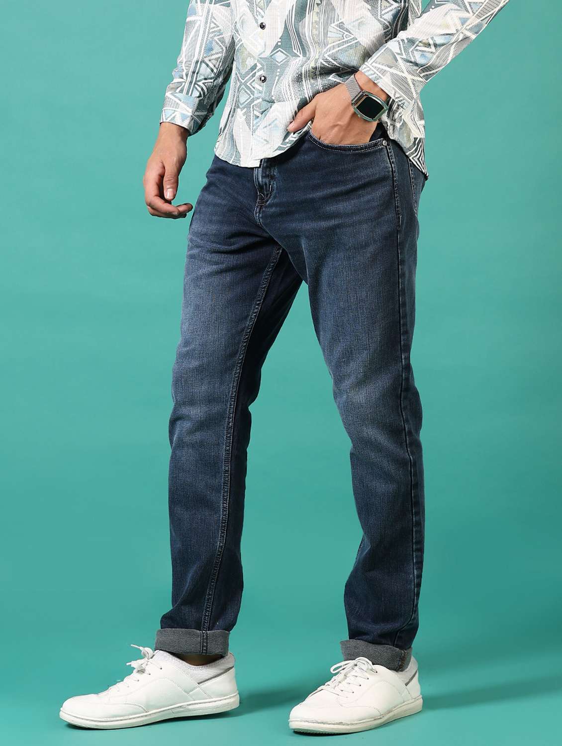 men washed mid rise jeans - 21718047 -  Standard Image - 2