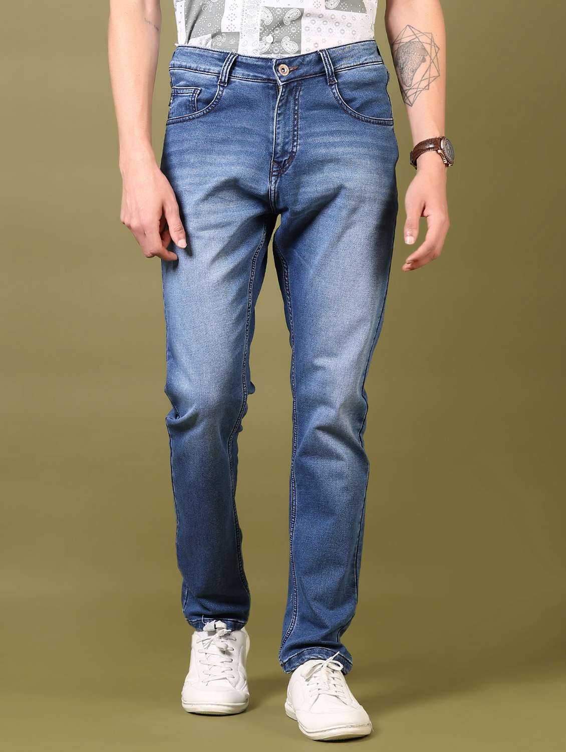 men washed mid rise jeans