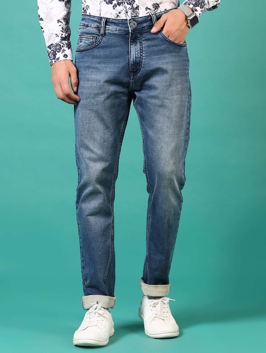 men washed mid rise jeans