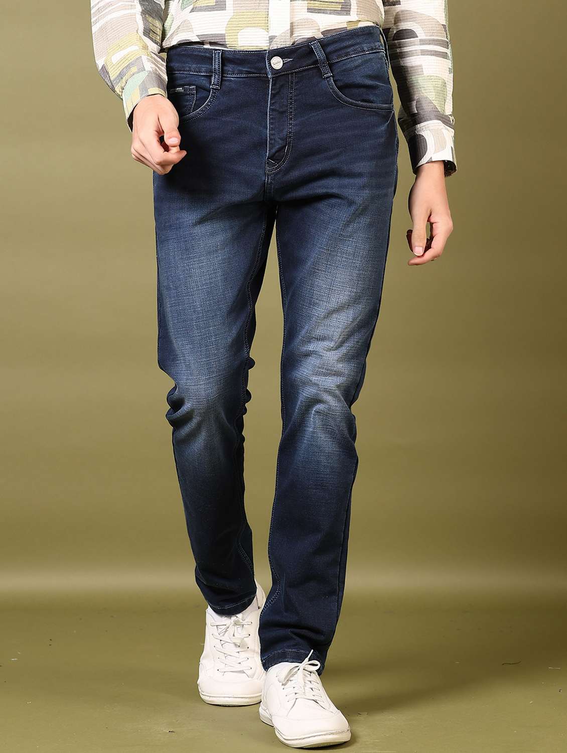 men washed mid rise jeans - 21718087 - Zoom Image - 0