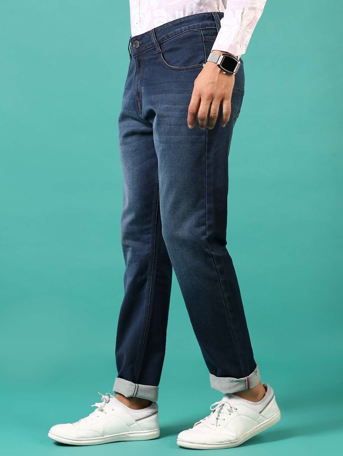 men washed mid rise jeans - 21718091 -  Standard Image - 2
